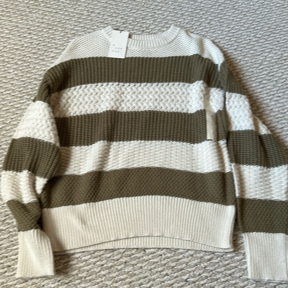 a new day Sweaters - A new day sweater olive and cream womens sz small new w tags sweater